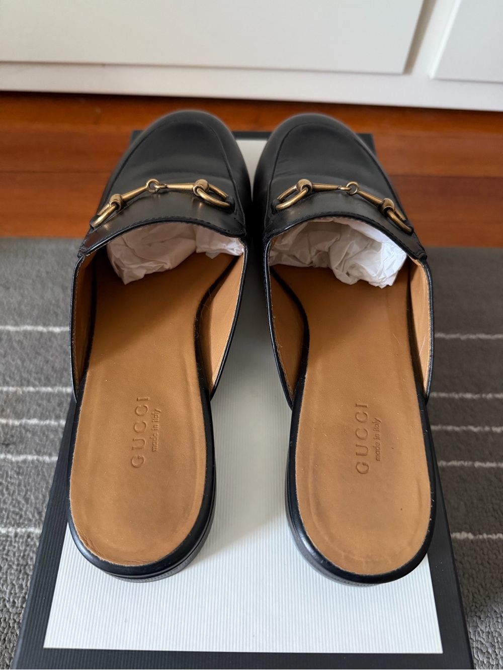 Gucci Women’s Princetown Mules Black Leather - Picture 3 of 6